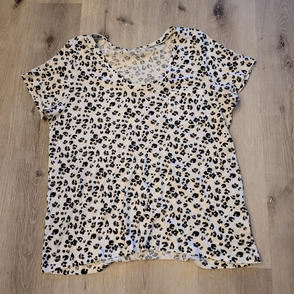Caslon Animal Print Short Sleeve Pocket Tee Sz xl